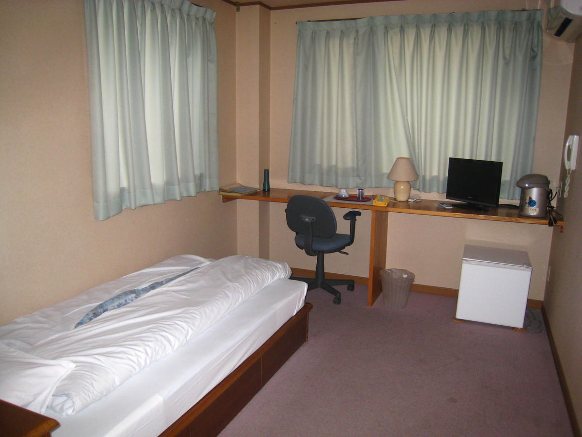שיזוקה Business Hotel Ojiro מראה חיצוני תמונה